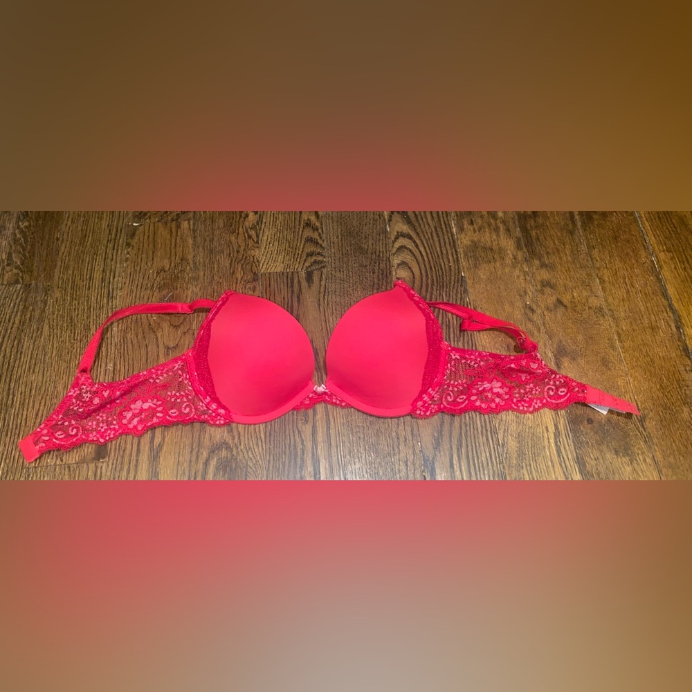 ❌SOLD ON MERCARI❌ VICTORIAS SECRET DREAM ANGELS PUSH UP BRA SIZE 34C
